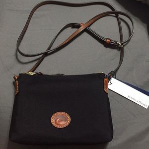 Dooney & Bourke cross body black purse